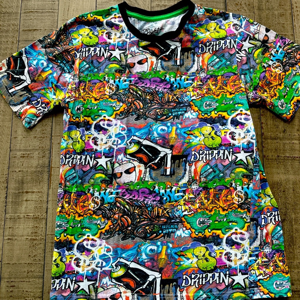 New without tags t shirt
